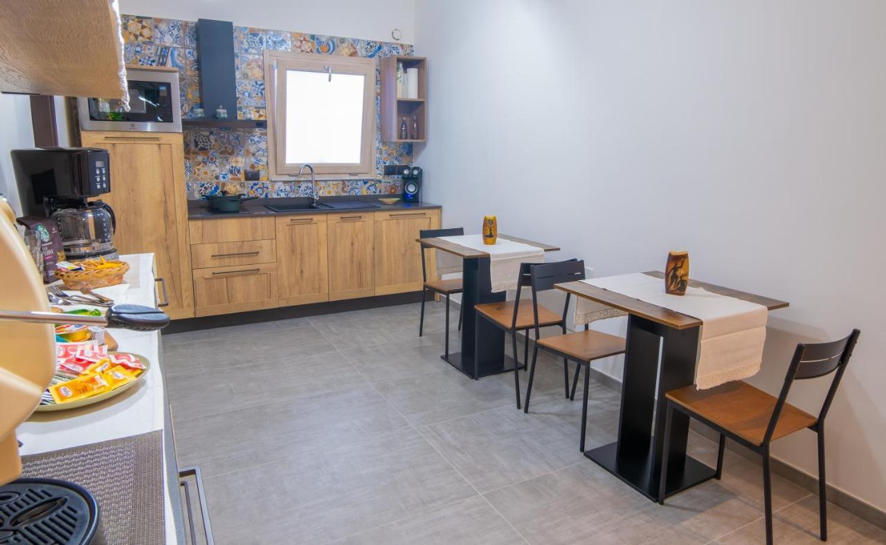 Maga Miro - Guest House Σαλέρνο Εξωτερικό φωτογραφία
