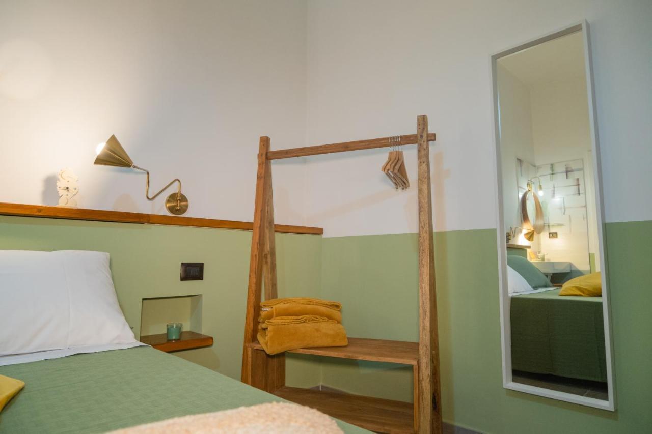 Maga Miro - Guest House Σαλέρνο Εξωτερικό φωτογραφία